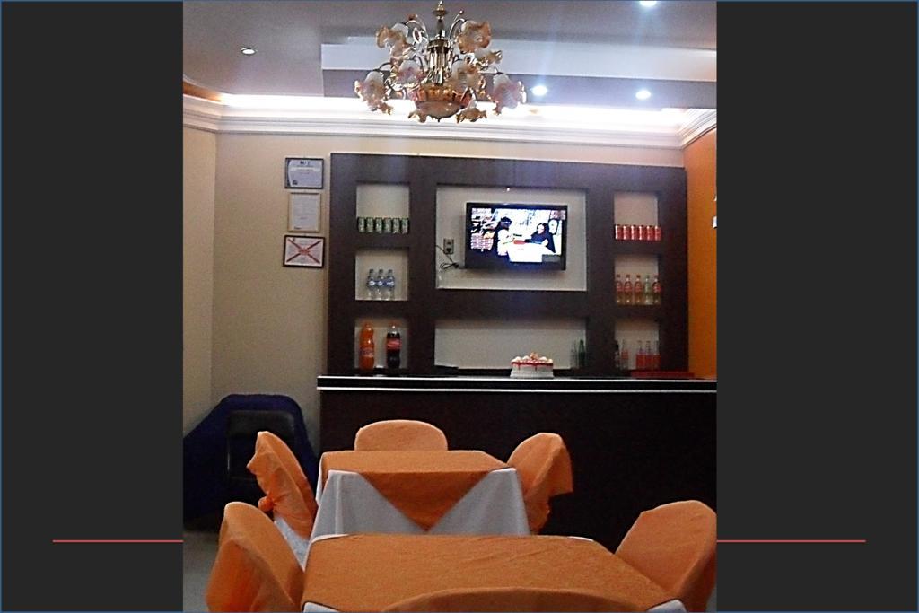 Hostal Corona Blanca Sucre Ngoại thất bức ảnh